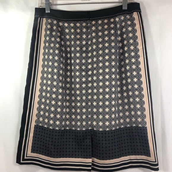 Ann Taylor skirt size 8 - Picture 4 of 8